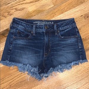 American Eagle Sz 2 Vintage Hi-Rise Festival Short